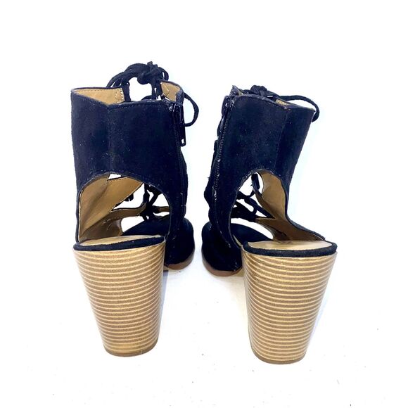 Report Bikka Woman's Size 9 with Zipper and Lace Up.  Gently Used - Picture 4 of 5